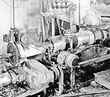 普通作坊“臟亂差”，生產(chǎn)設(shè)備落后